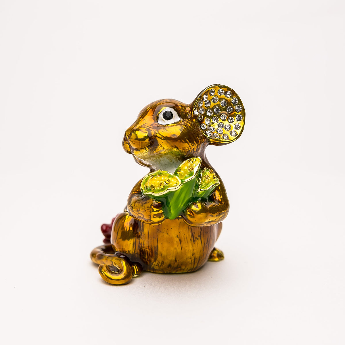 Keren Kopal Mouse Holding Flowers