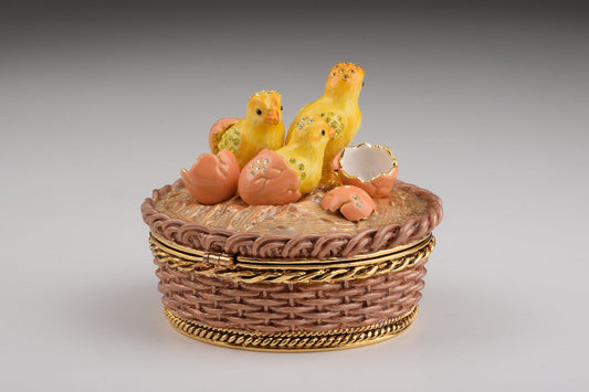 Keren Kopal Brown basket with Baby Chicks &eggs