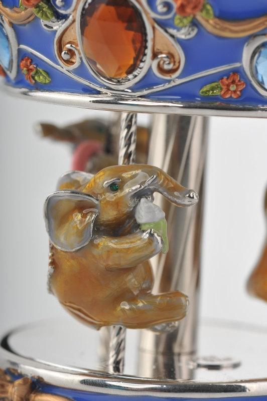 Keren Kopal Spinning Music Playing Blue Elephants Carousel