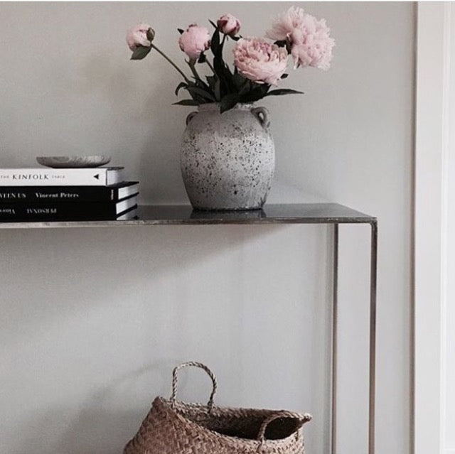 Broste Copenhagen | שולחן קונסולה צבע אבן