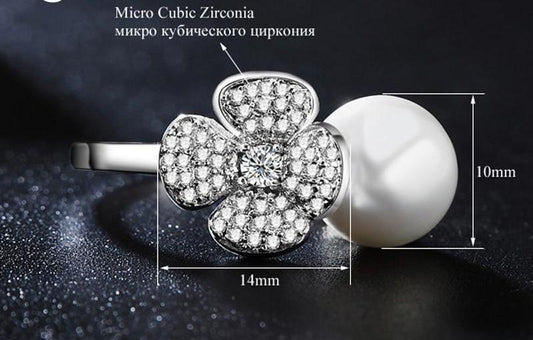 Summer Flower Pearl White Gold Ring