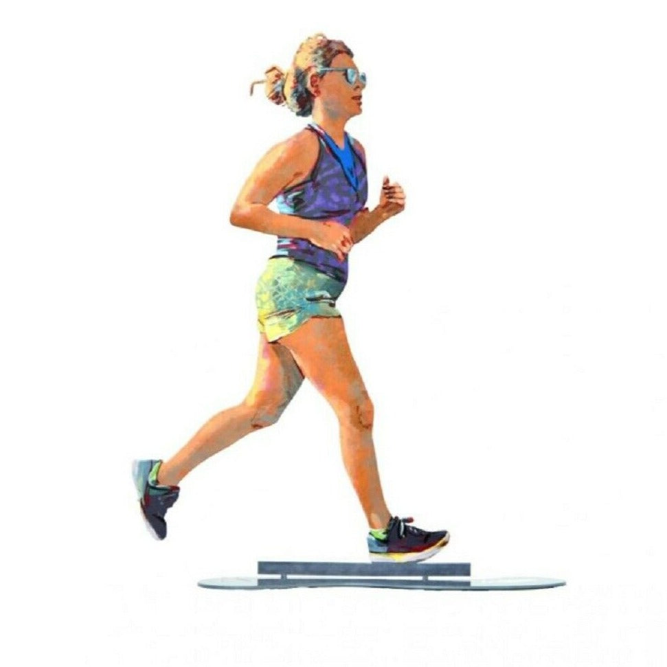 'LADY RUNNER' - גרשטיין | סדרת אנשים