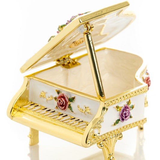 Keren Kopal White piano with flowers