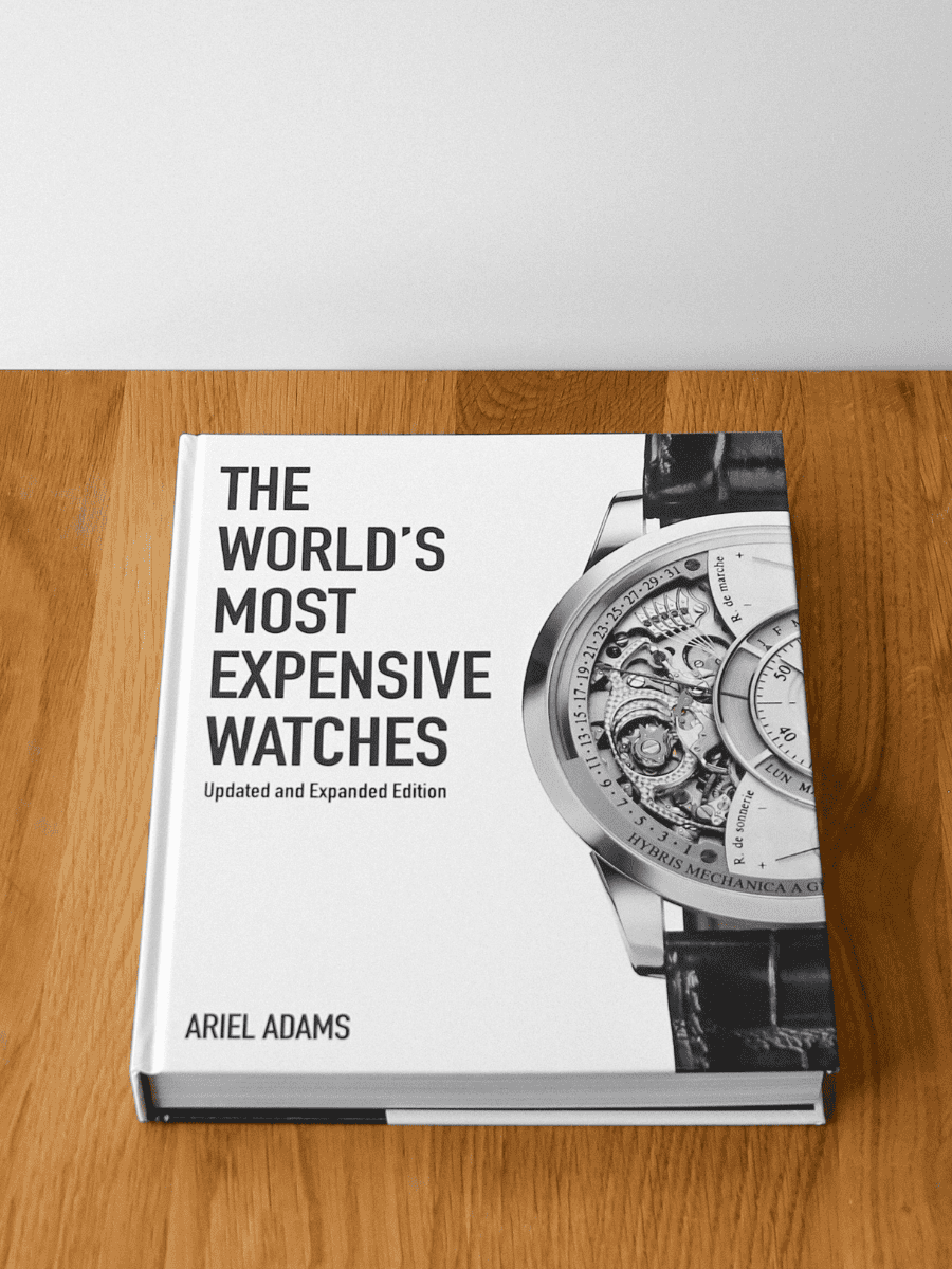 ספר The World's Most Expensive Watches עומד - כריכה קדמית.
