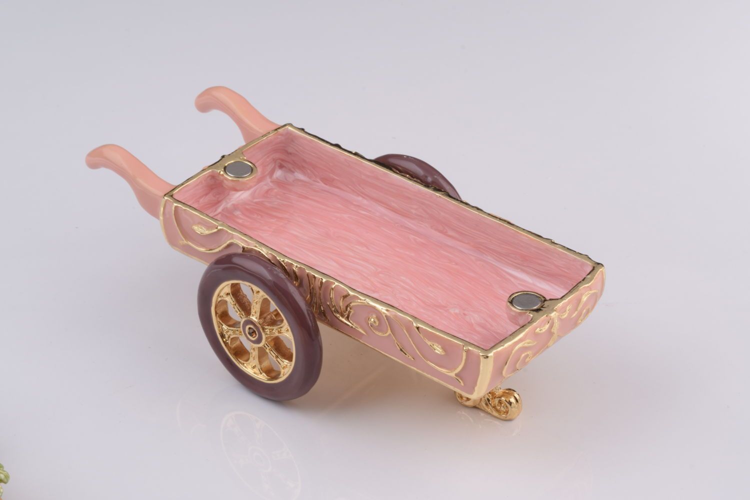 Keren Kopal Florist Cat with flowers cart trinket box