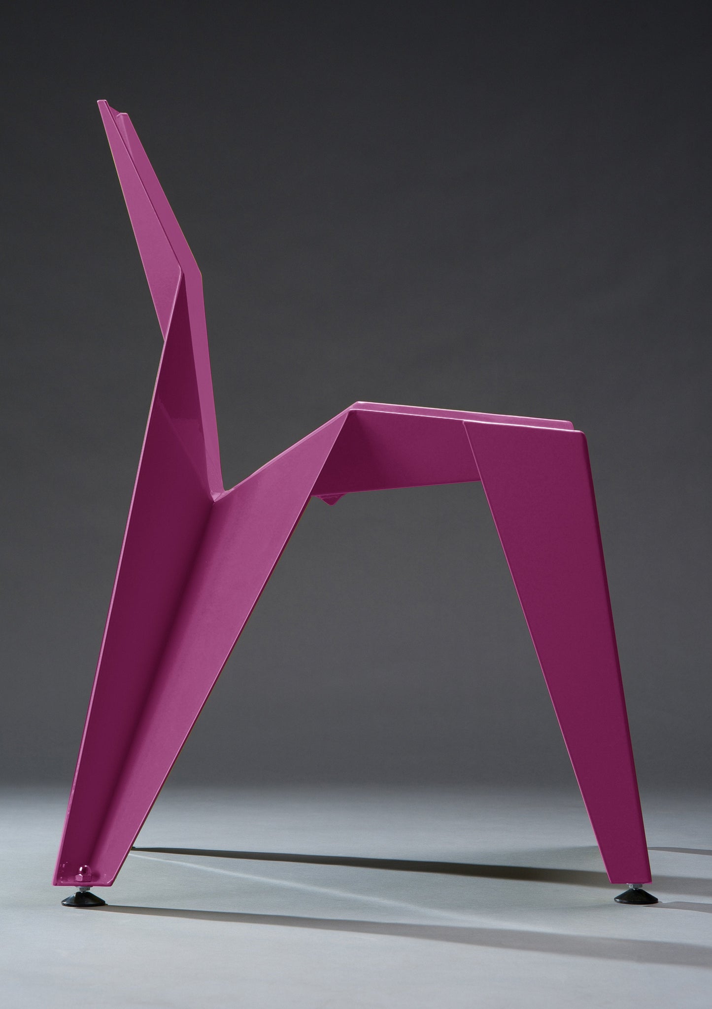 EDGE Chair - Magenta